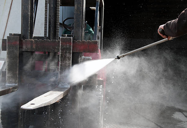 Why Choose Our Certified Pressure Washing Experts for Your Project Needs in Thoreau, NM?